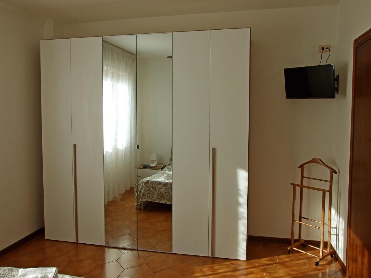 Appartamento Giotto - Free Parking Ливорно Экстерьер фото