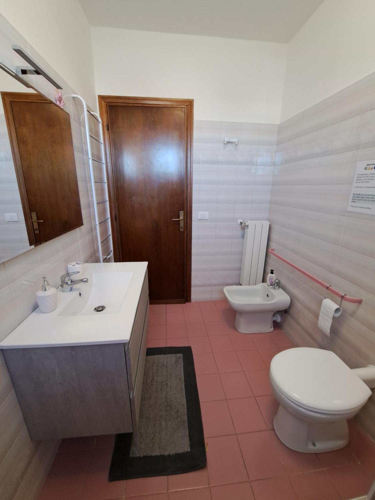 Appartamento Giotto - Free Parking Ливорно Экстерьер фото